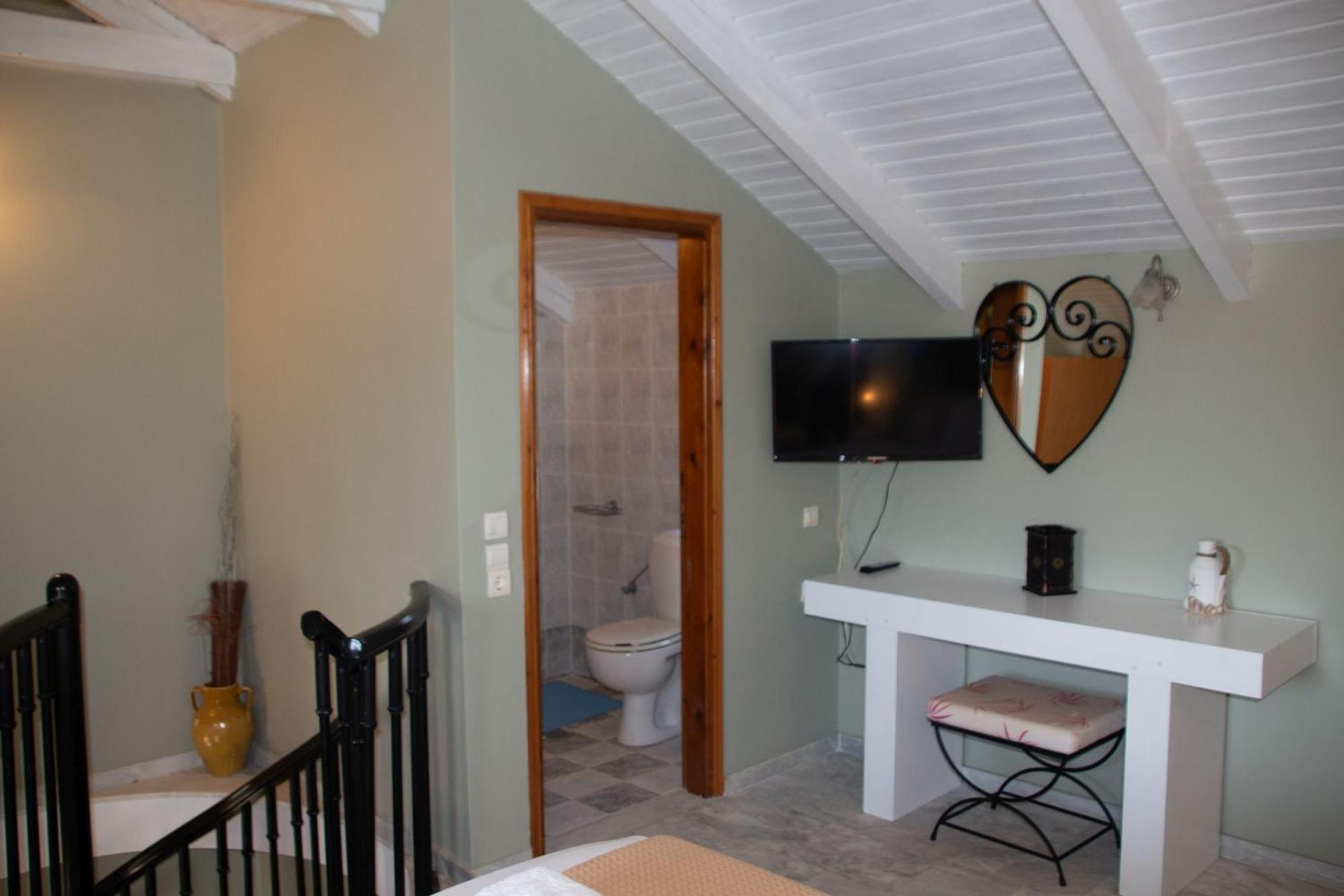 Avesta Apartments - 200M From The Beach Василікос Номер фото