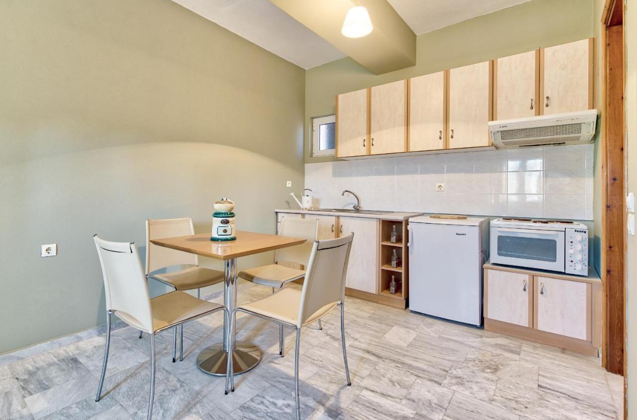 Avesta Apartments - 200M From The Beach Василікос Екстер'єр фото
